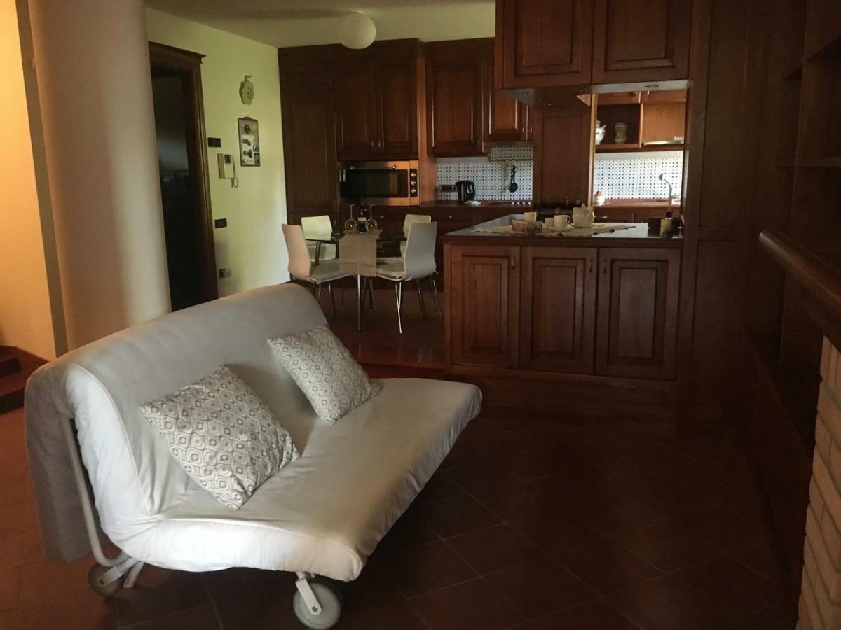 Villino La Magnolia Apartment Osimo Bagian luar foto